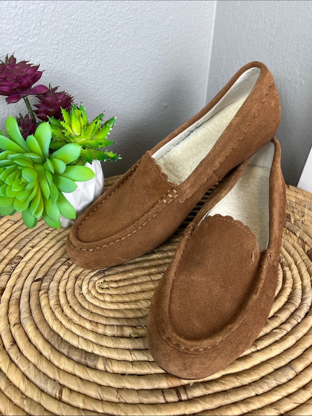 Vionic Women's Suede Moccasins in Chestnut